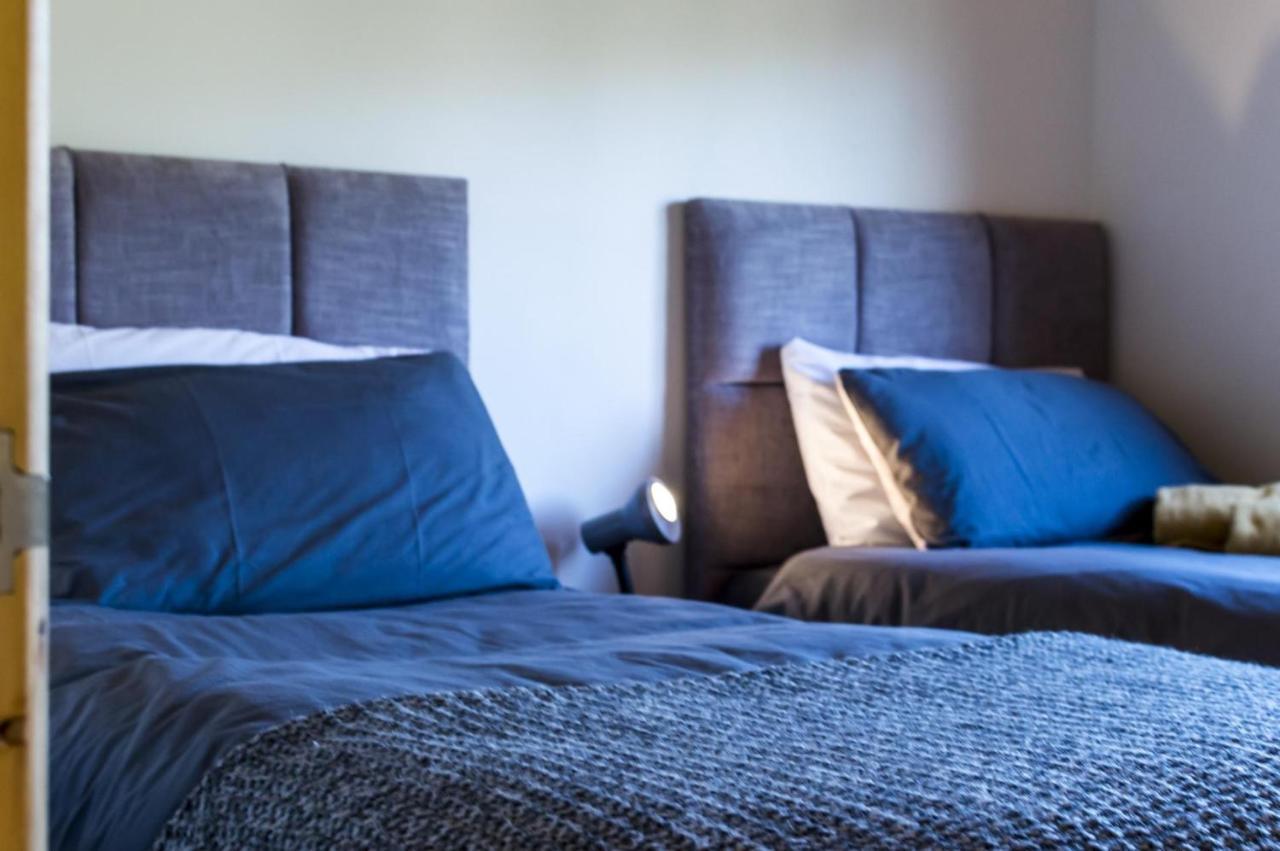 Saint Florence Laurel Lodge - 2 Bedroom Log Cabin - St Florence מראה חיצוני תמונה