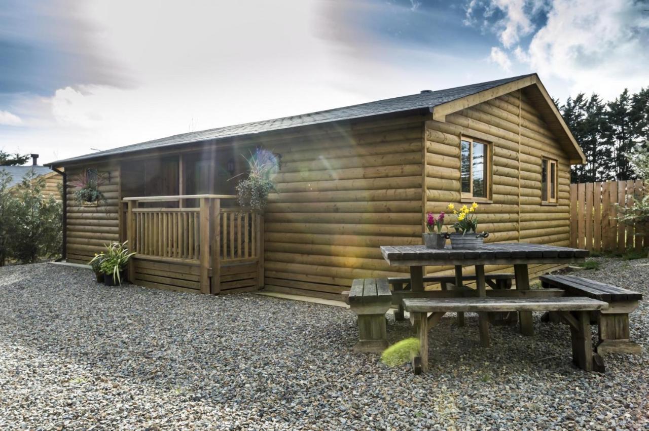 Saint Florence Laurel Lodge - 2 Bedroom Log Cabin - St Florence מראה חיצוני תמונה