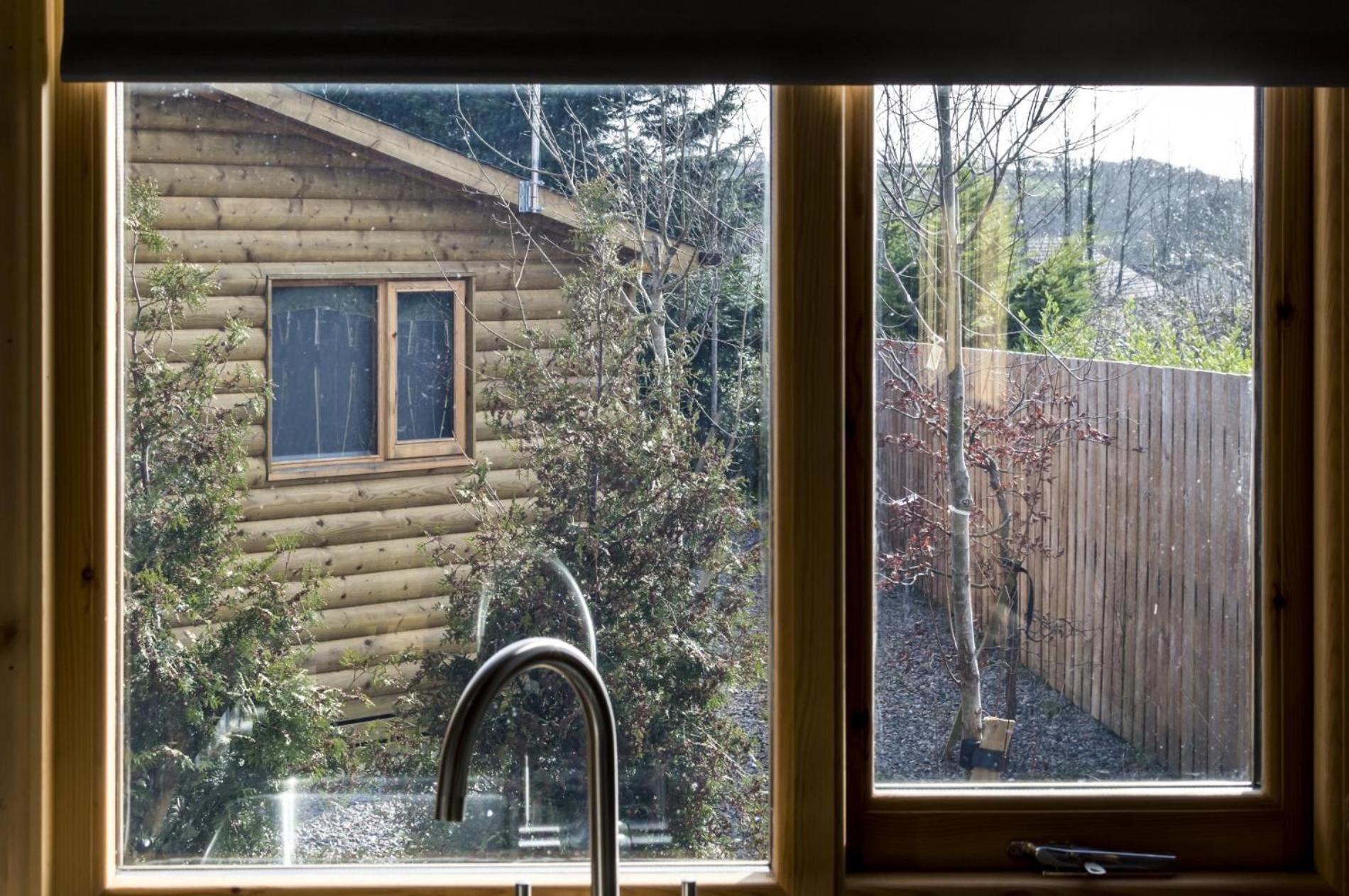 Saint Florence Laurel Lodge - 2 Bedroom Log Cabin - St Florence מראה חיצוני תמונה